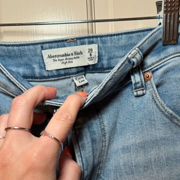 Abercrombie The Super Skinny Ankle High Rise Jeans Curve Love 29/8 - Picture 2 of 5